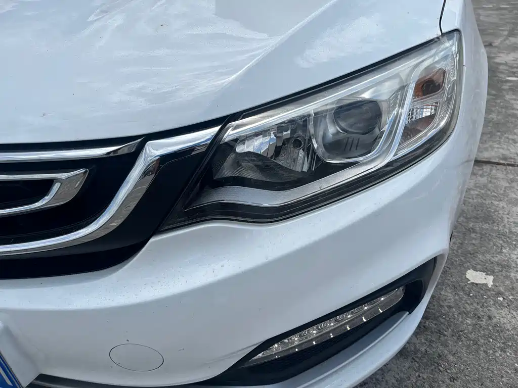 Geely Vision — миниатюра 4