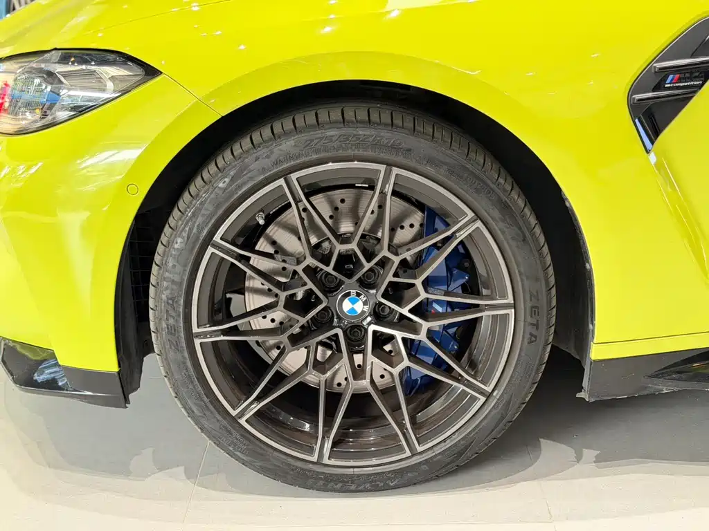 BMW M4 — миниатюра 12