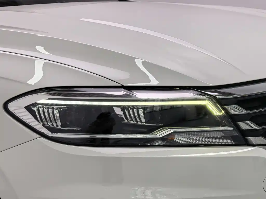Volkswagen Lavida — миниатюра 21