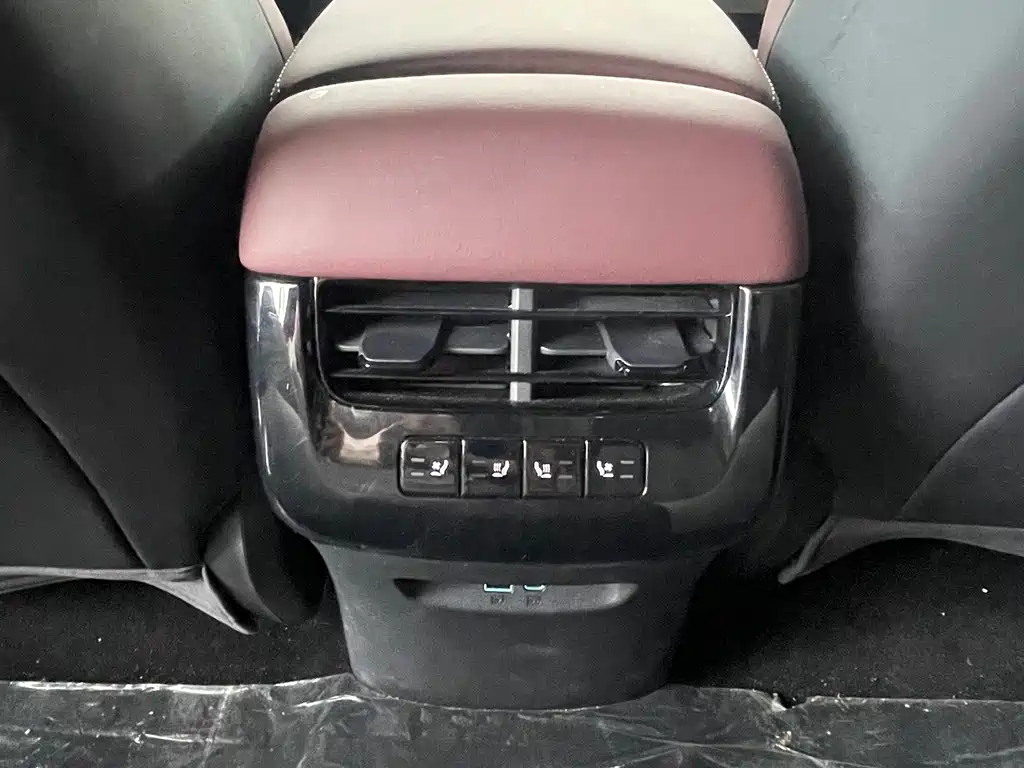 BYD Seal 07 DM-i — миниатюра 11