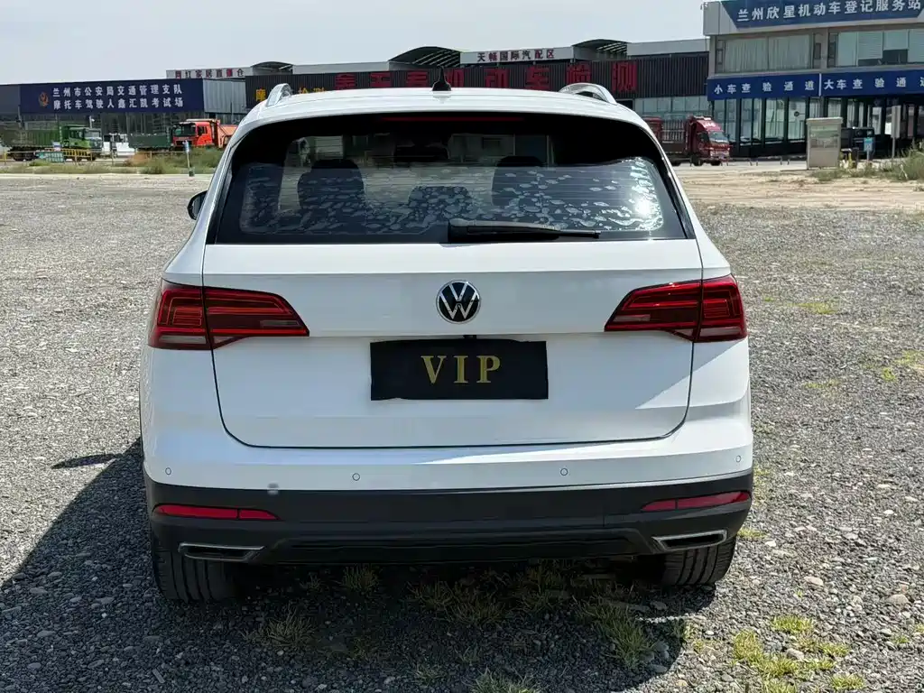 Volkswagen Tharu — миниатюра 5