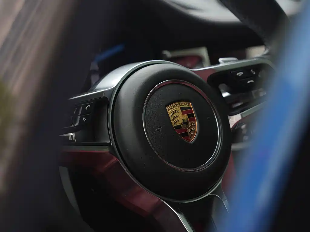 Porsche Macan — миниатюра 38