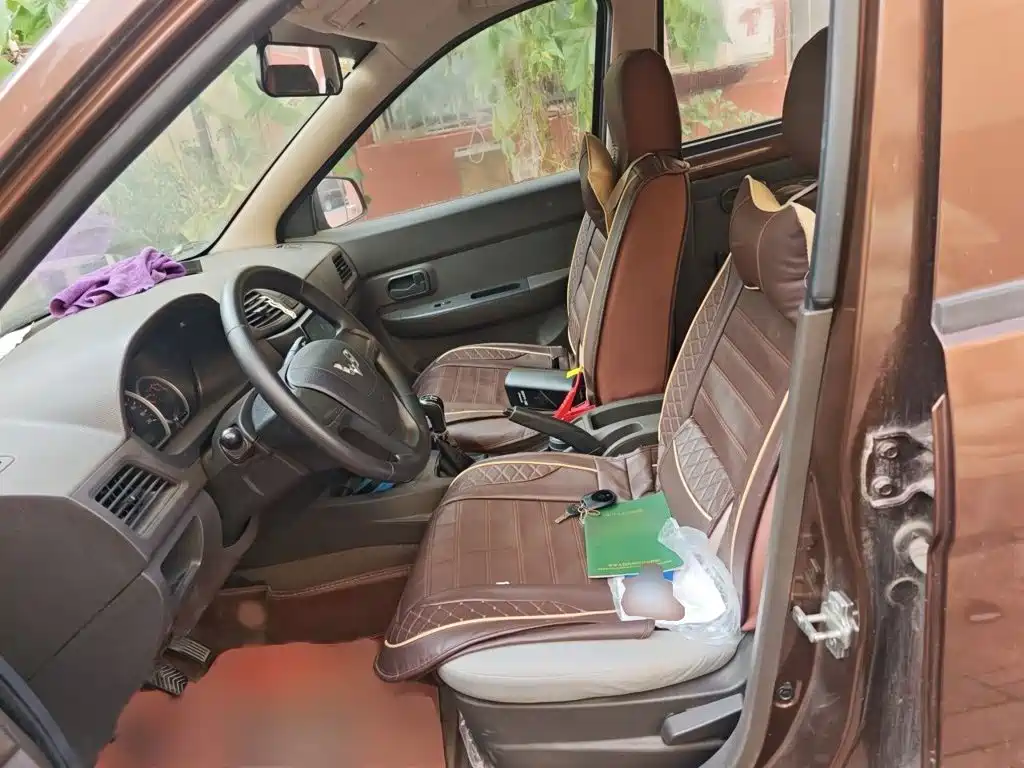 Wuling Hongguang — миниатюра 8