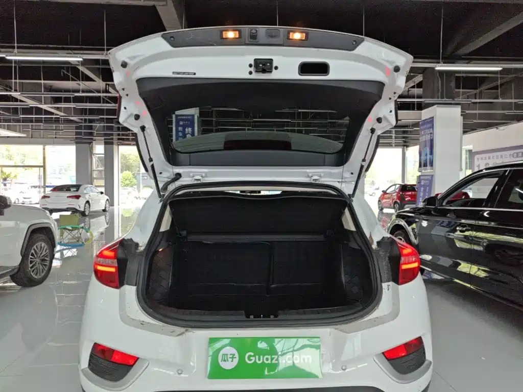 Geely Emgrand GS — миниатюра 19
