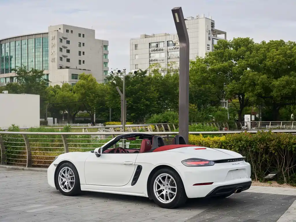 Porsche 718 2018 Boxster 2.0T