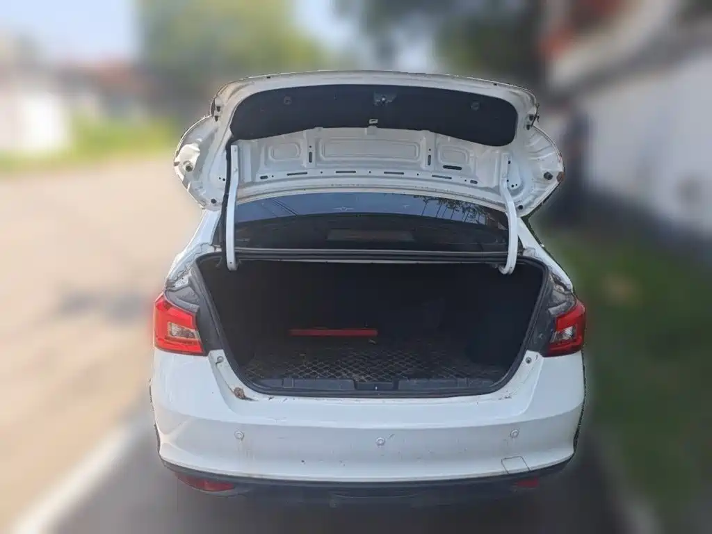 Chery Arrizo 5 — миниатюра 20