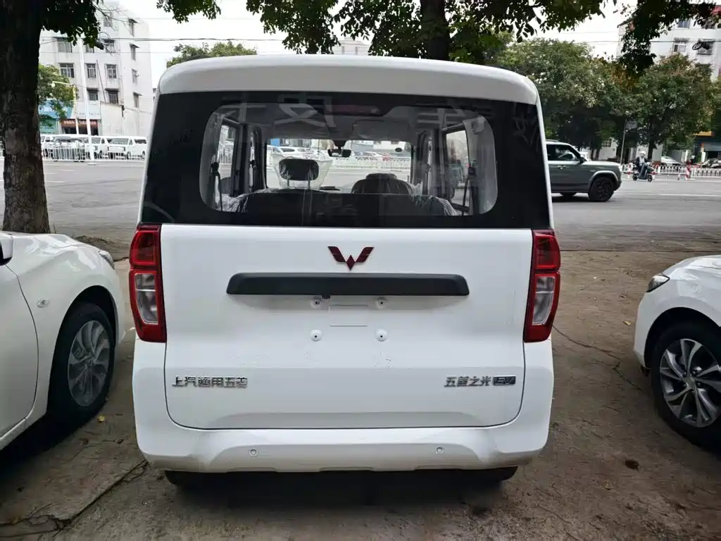 Wuling Zhiguang EV — миниатюра 6