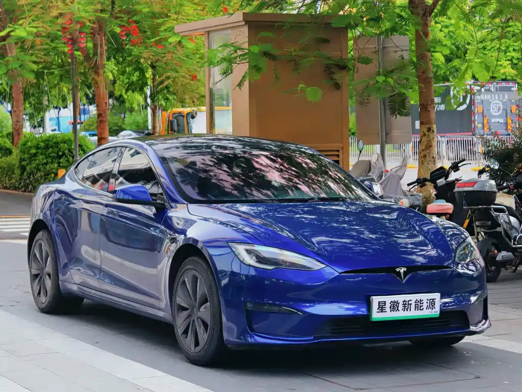 Tesla Model S