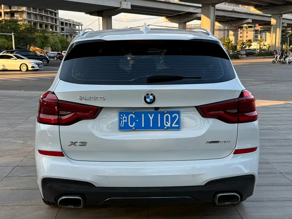 BMW X3 — миниатюра 5