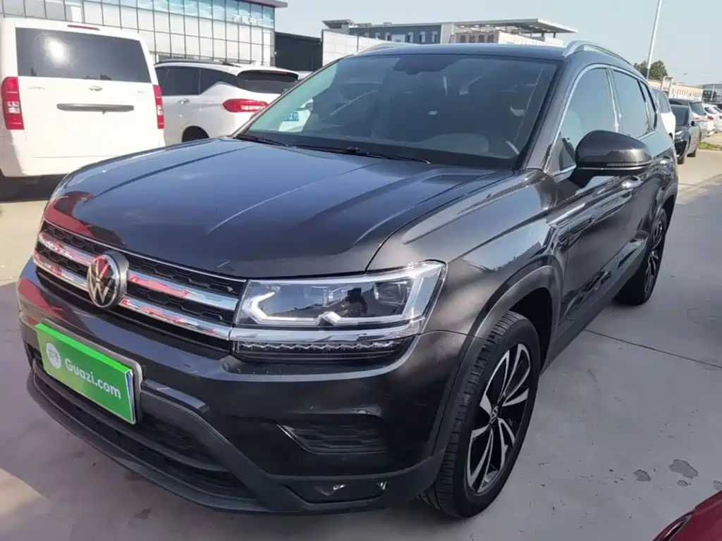 Volkswagen Tharu — миниатюра 2