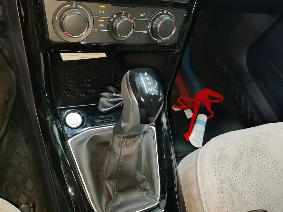 Volkswagen Tharu — миниатюра 16