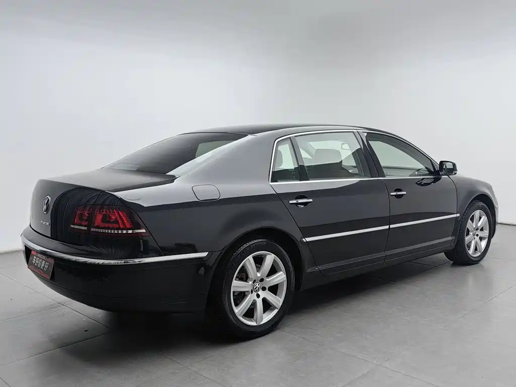 Volkswagen Phaeton — миниатюра 2