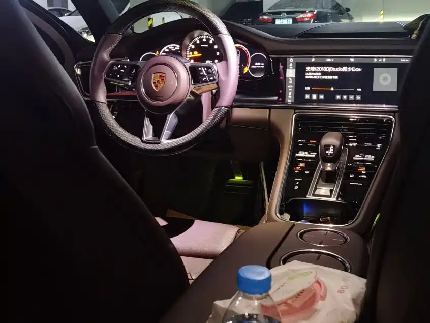 Porsche Panamera — миниатюра 8