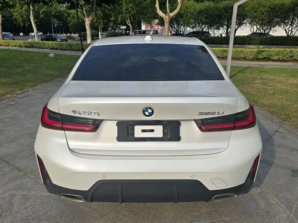 BMW 3 Series — миниатюра 9
