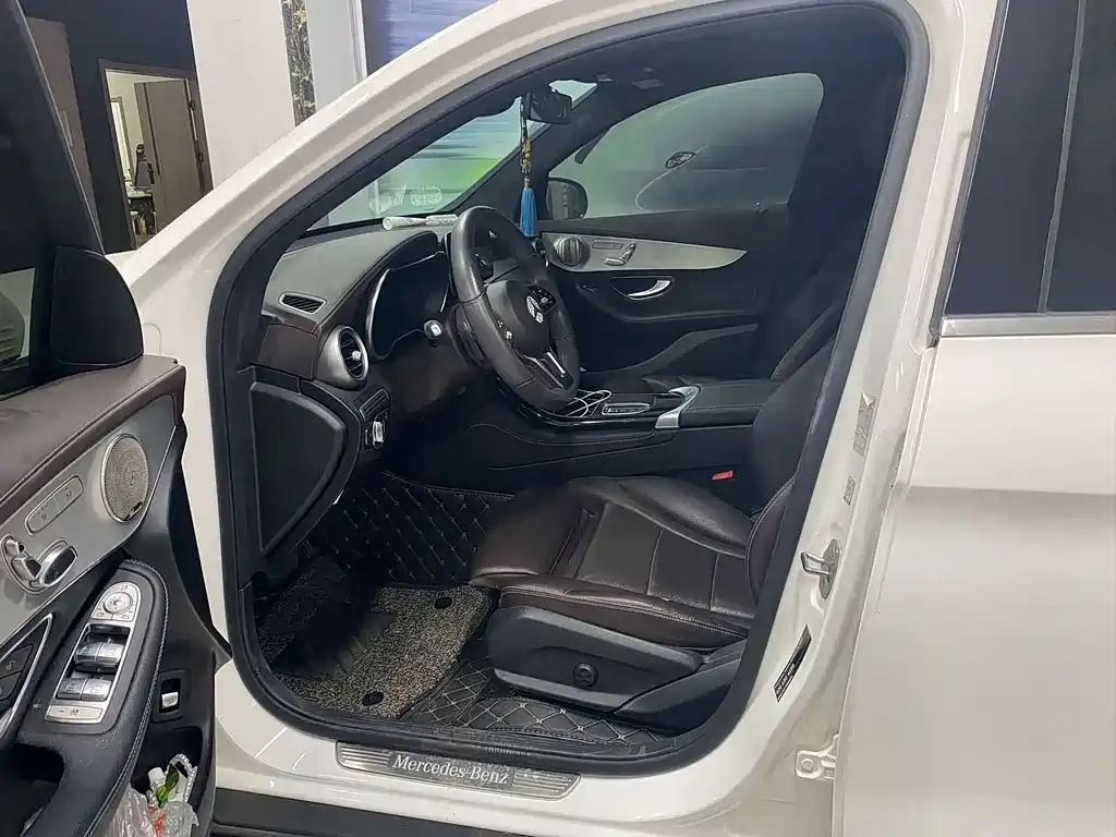 Mercedes-Benz GLC 2022 GLC 260 L 4MATIC Luxury