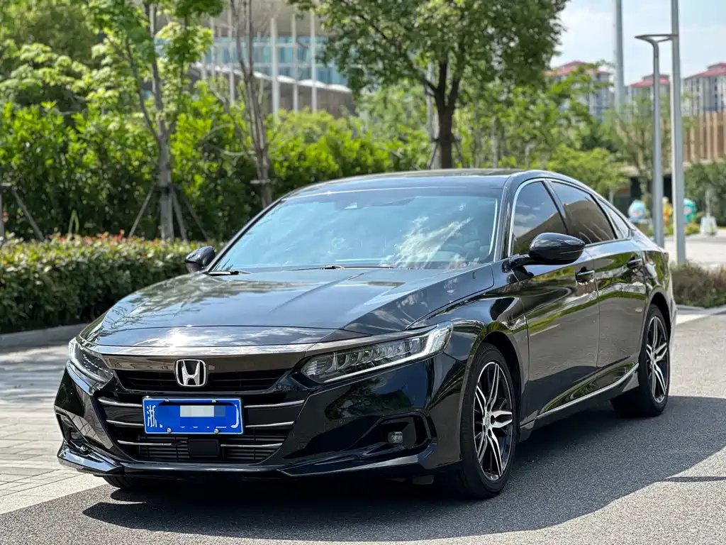 Купить Honda Accord