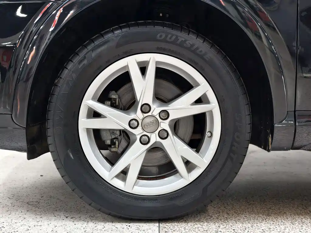Audi Q3 — миниатюра 11