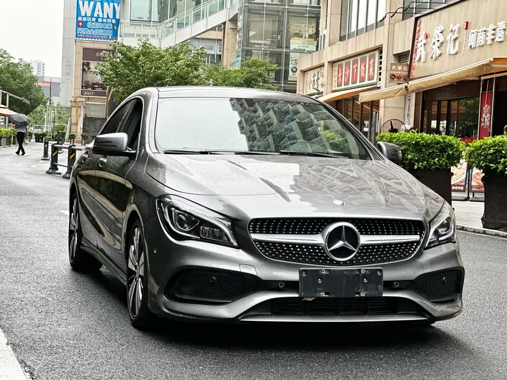 Mercedes-Benz CLA 2017 CLA 200 Fashion