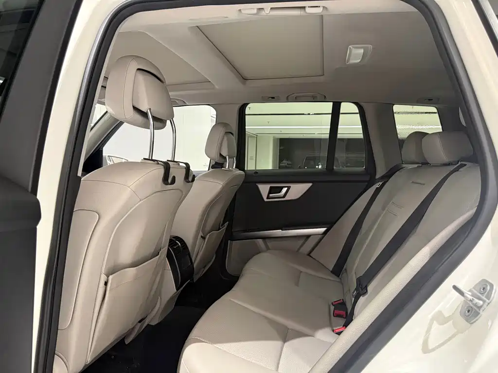 Mercedes-Benz GLK-Class — миниатюра 10