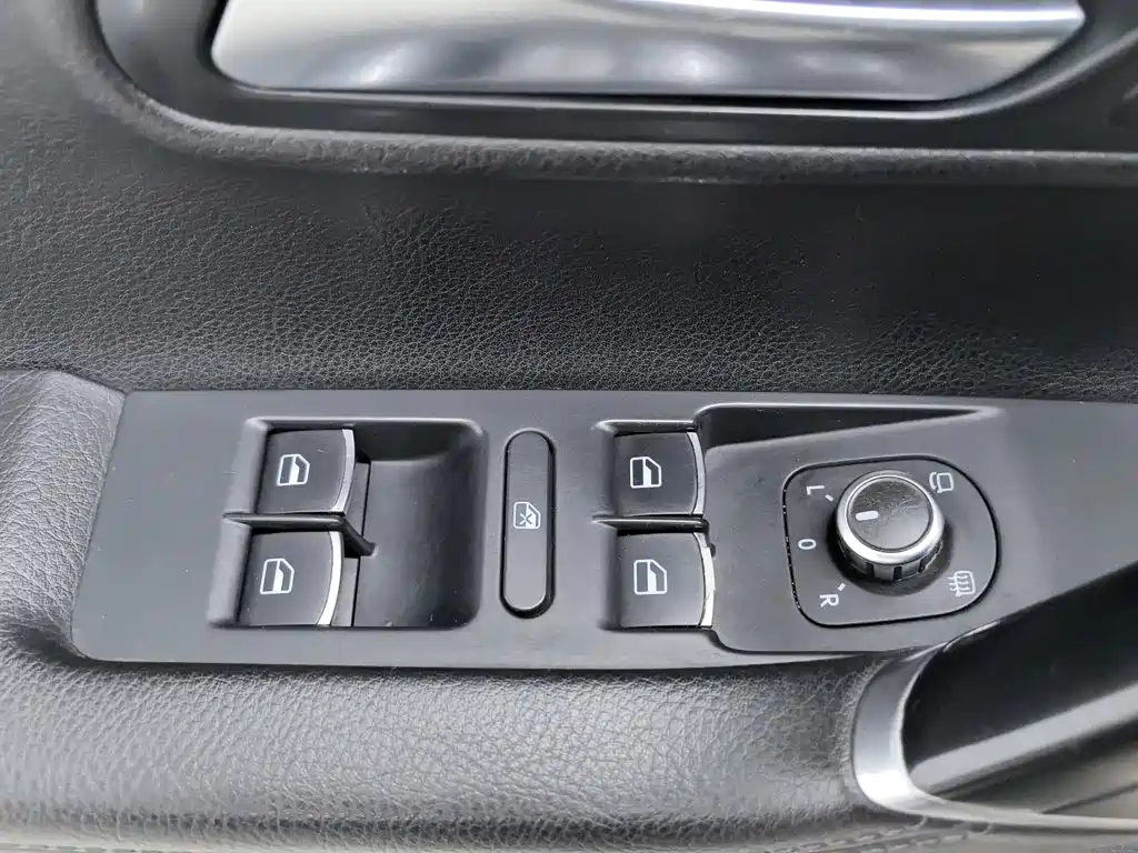 Volkswagen CC — миниатюра 9