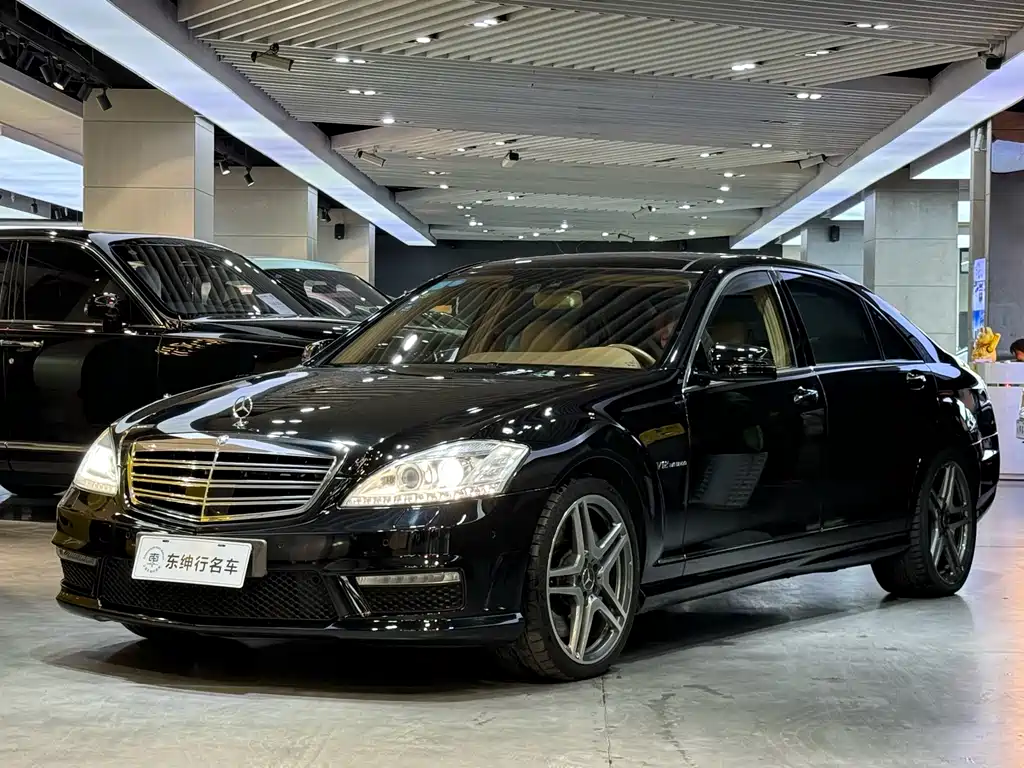 Mercedes-Benz S-Class AMG 2011