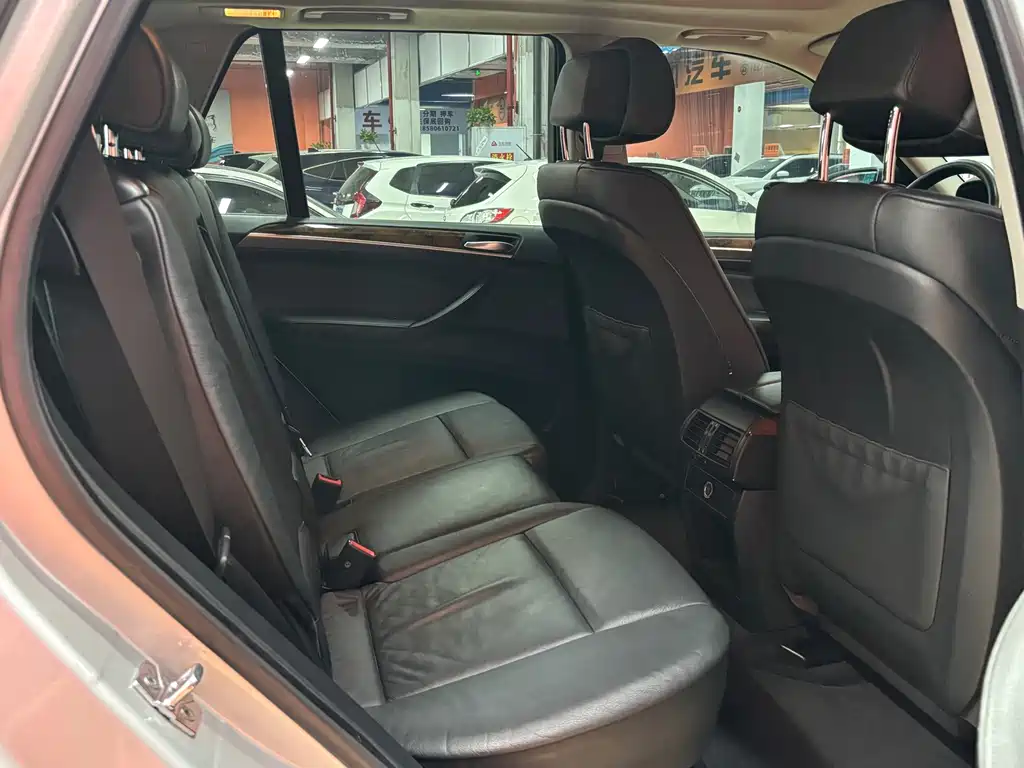 BMW X5 (Import) — миниатюра 8