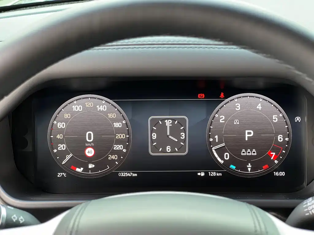 Land Rover Defender — миниатюра 18