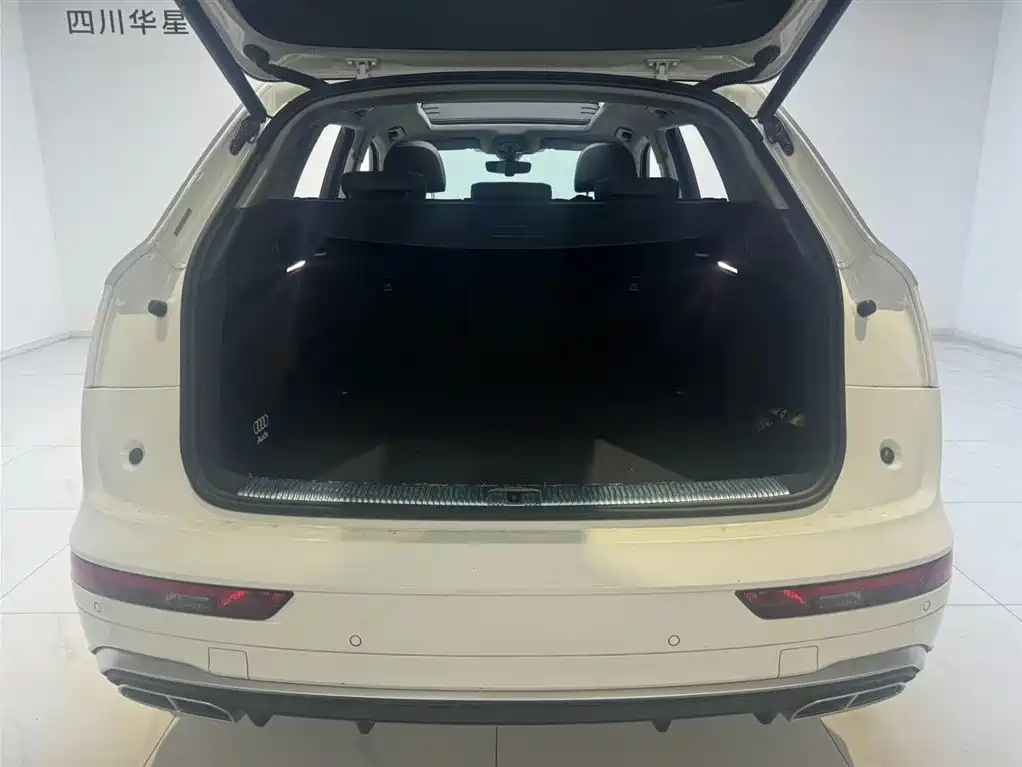 Audi Q5L 2022 40T Luxury