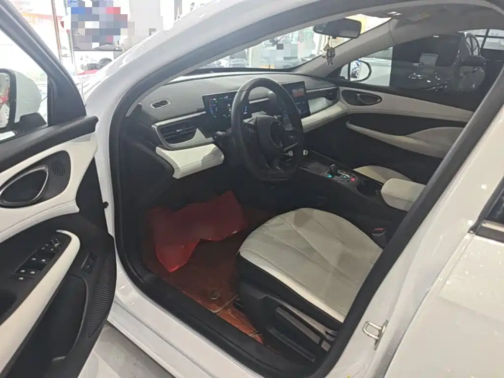 BYD Seal 05 DM-i — миниатюра 16