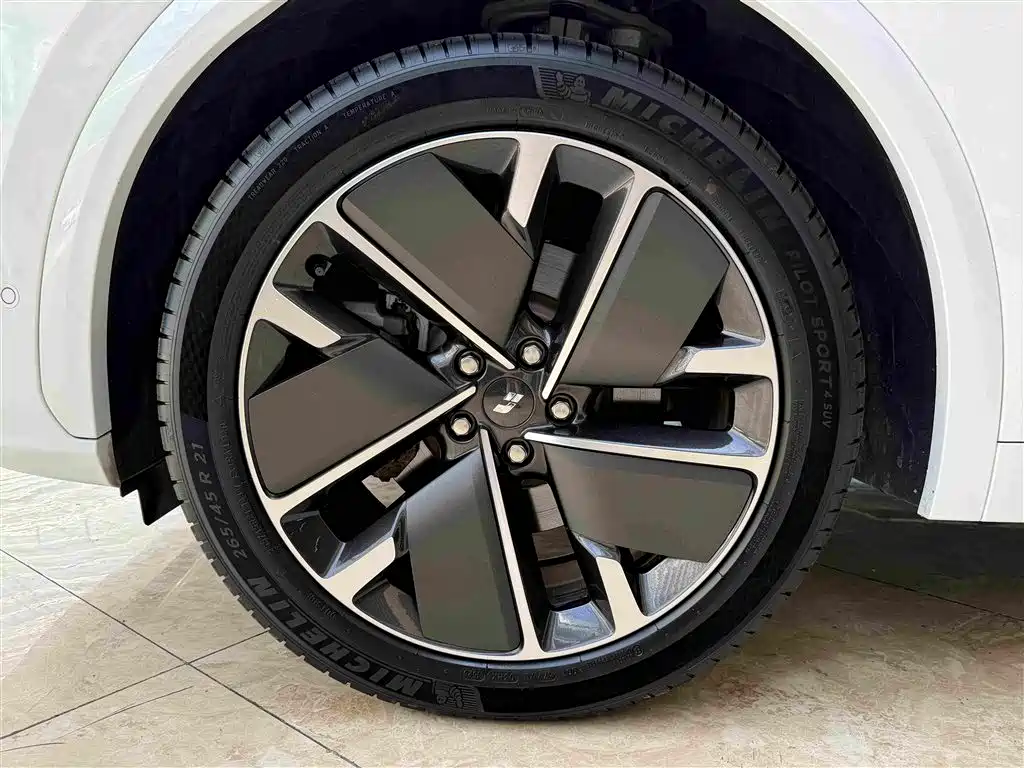 Li Auto Li L7 — миниатюра 15