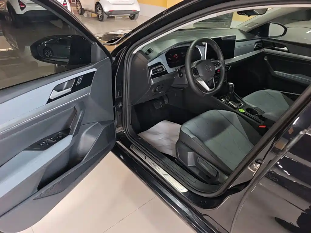 Volkswagen Lavida — миниатюра 16