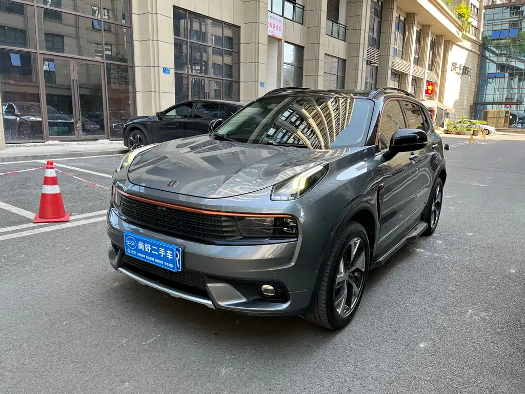Lynk & Co 01 2018