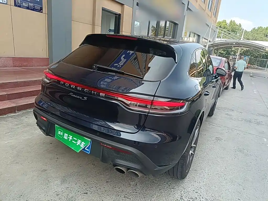 Porsche Macan — миниатюра 7