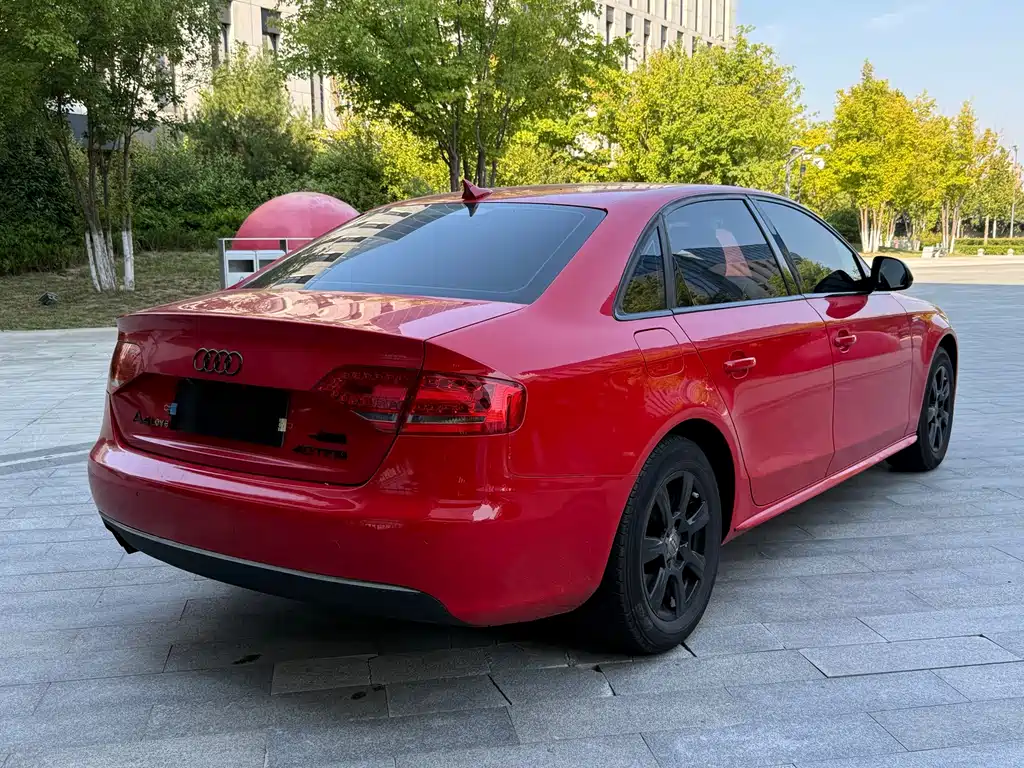 Audi A4L — миниатюра 4