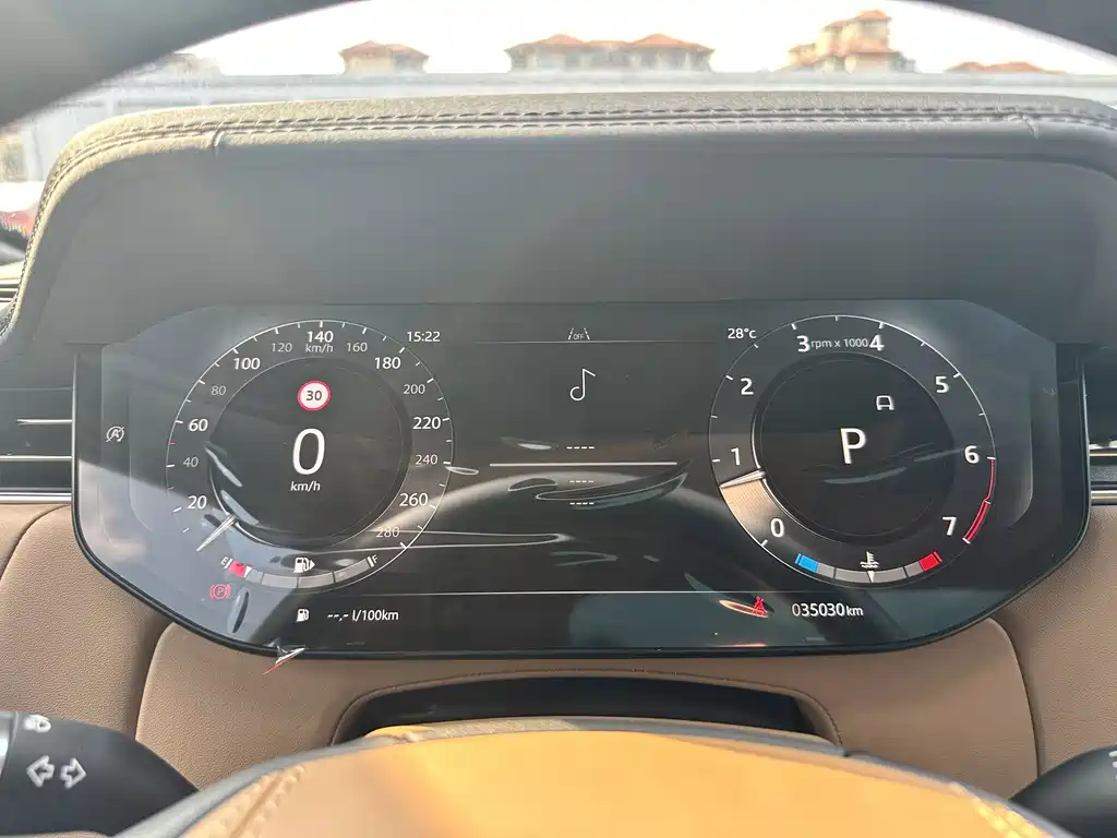 Land Rover Range Rover — миниатюра 12