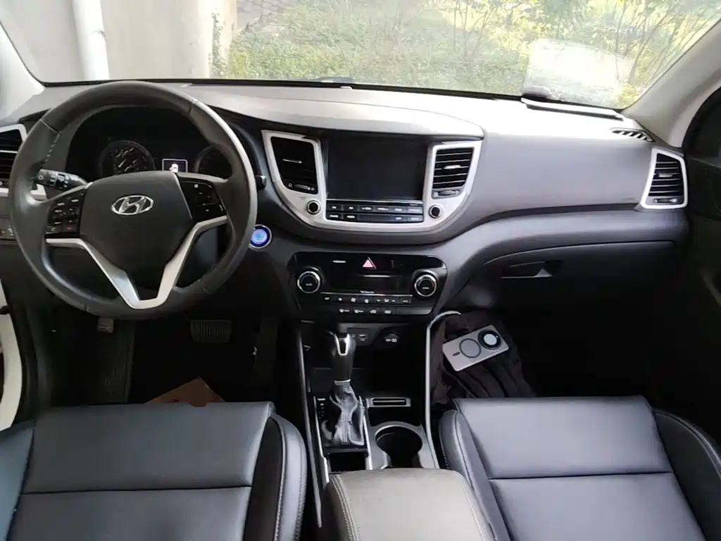 Hyundai Tucson — миниатюра 10