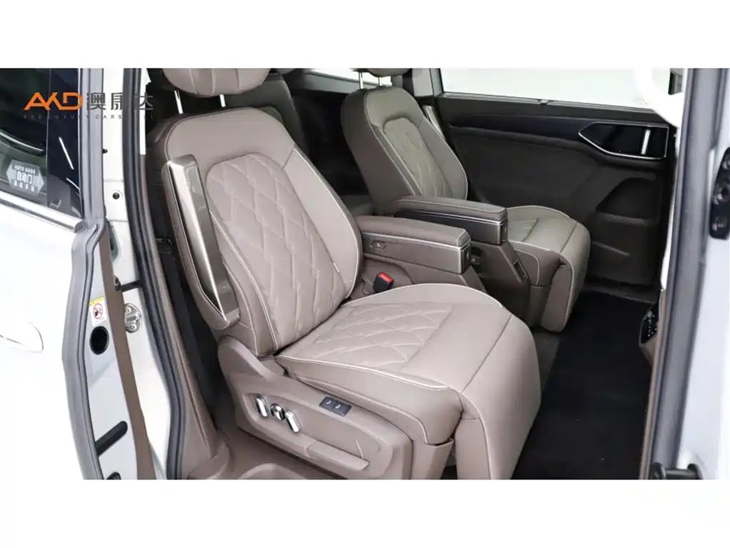 Volkswagen Viloran 2023 380TSI Luxury