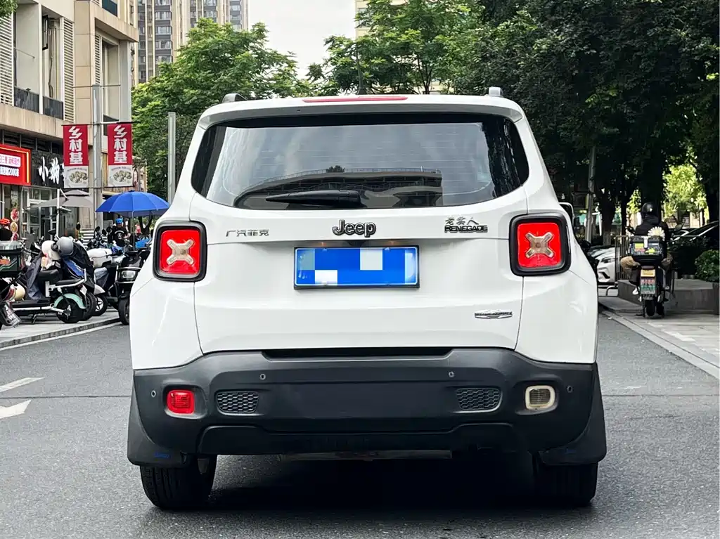 Jeep Renegade 2017 180T AT