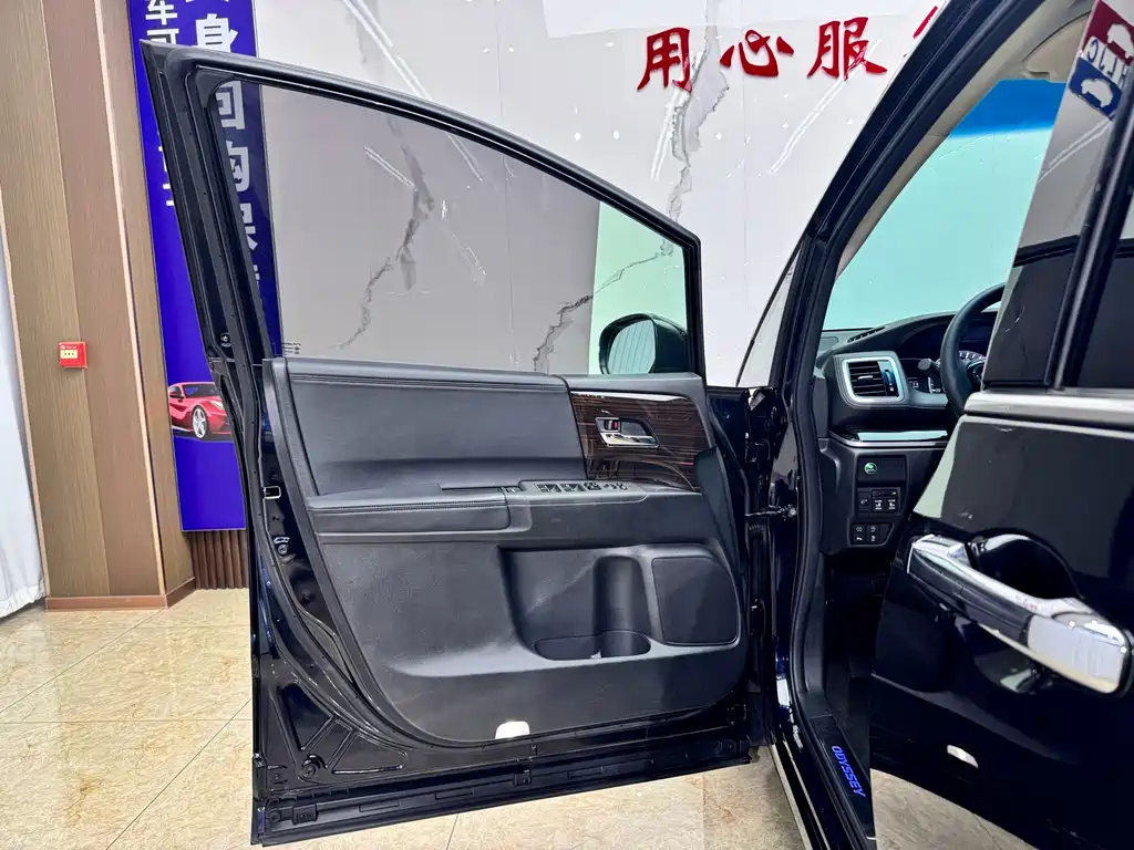 Honda Odyssey — миниатюра 17