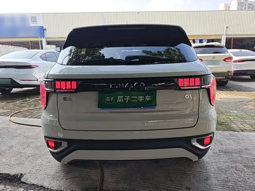 Lynk & Co 01 — миниатюра 6