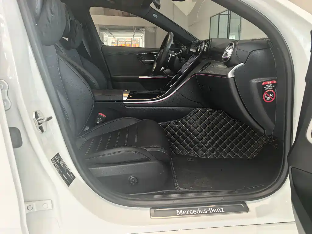 Mercedes-Benz C-Class — миниатюра 20