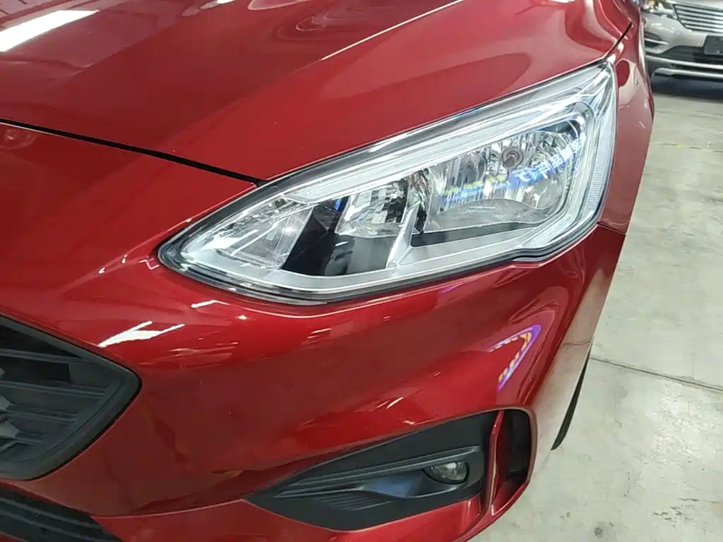 Ford Focus — миниатюра 24