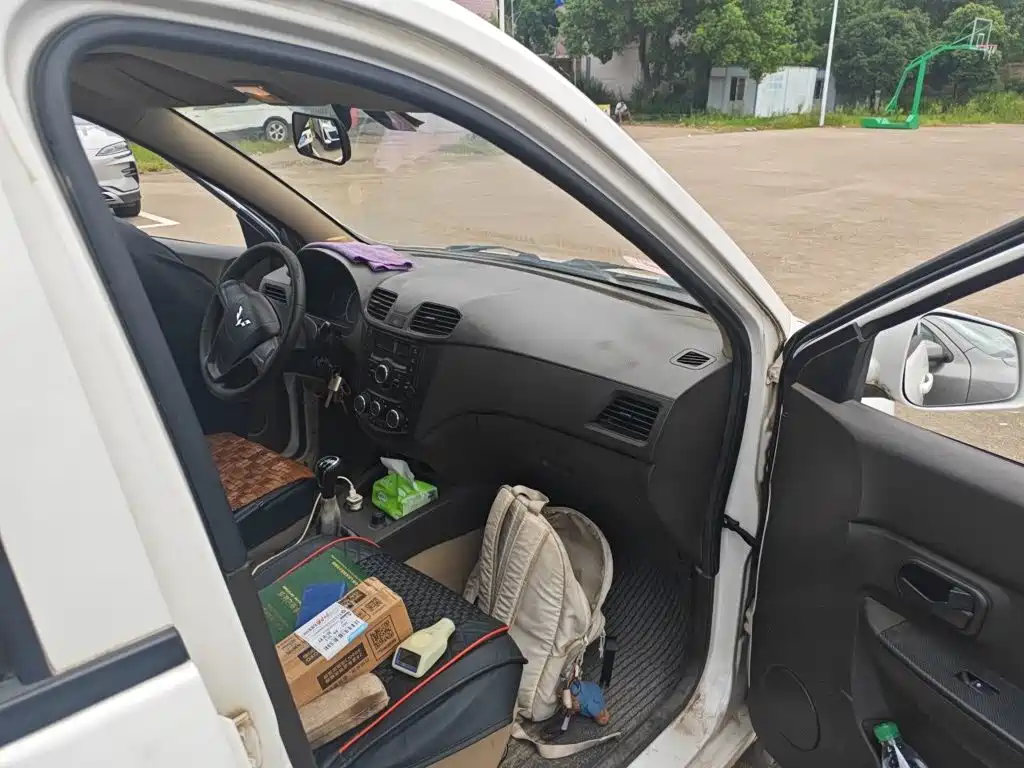 Wuling Hongguang — миниатюра 19
