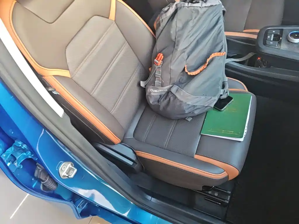 BYD e2 — миниатюра 25