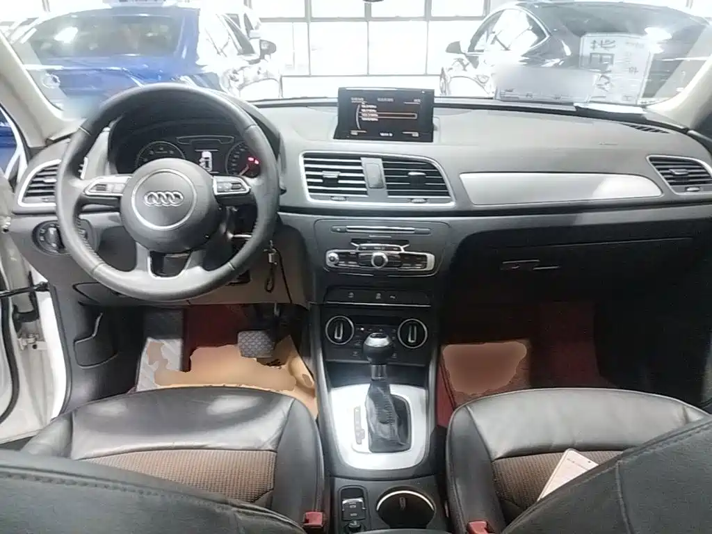 Audi Q3 — миниатюра 10