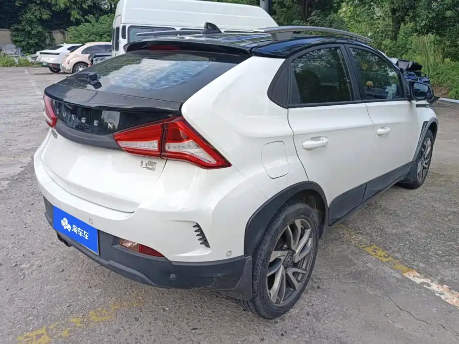 Luxgen U5 SUV — миниатюра 3