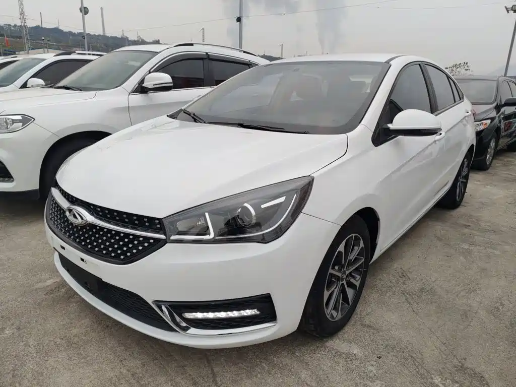 Chery Arrizo 5