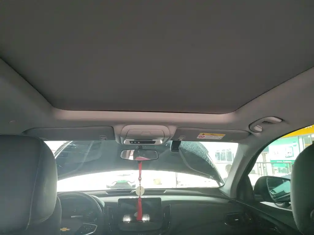 Chevrolet Equinox — миниатюра 19