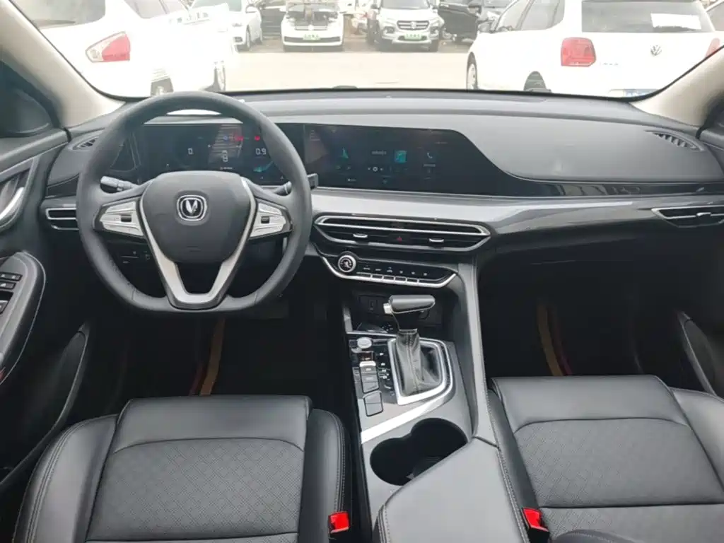 Changan Eado — миниатюра 10