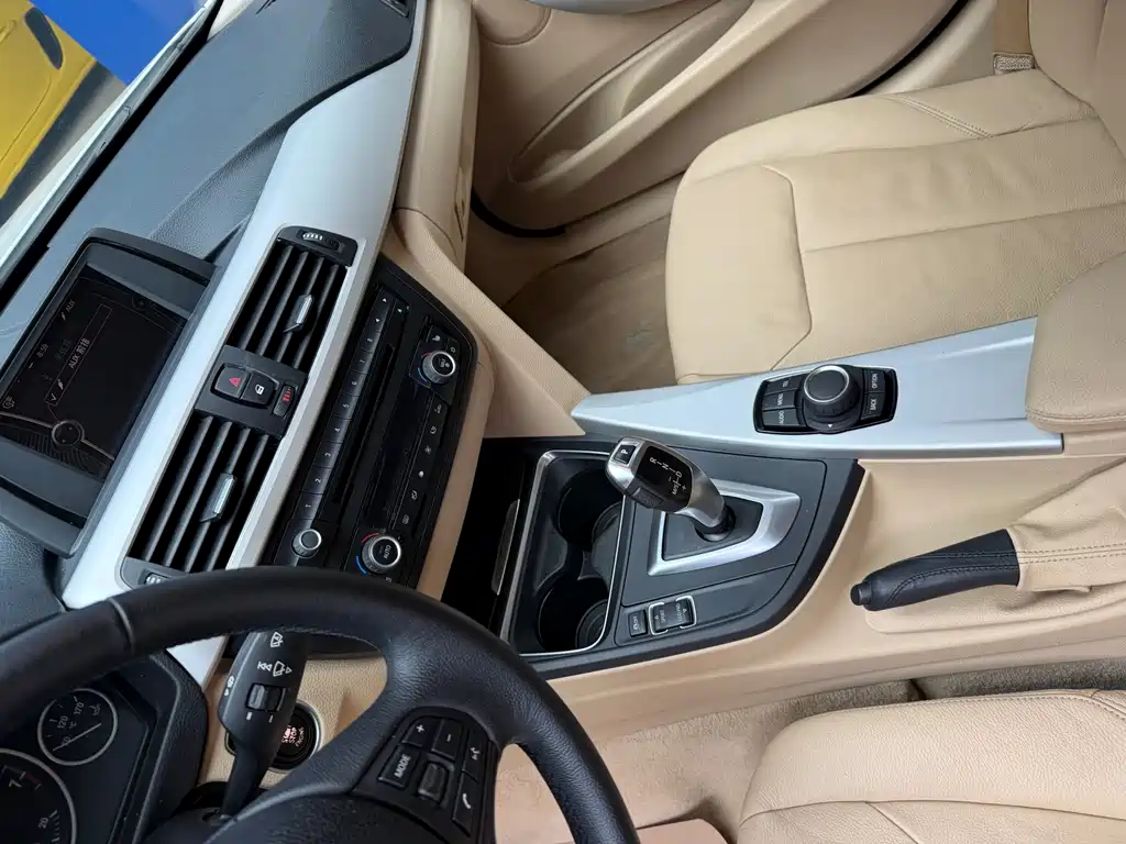 BMW 3 Series — миниатюра 5